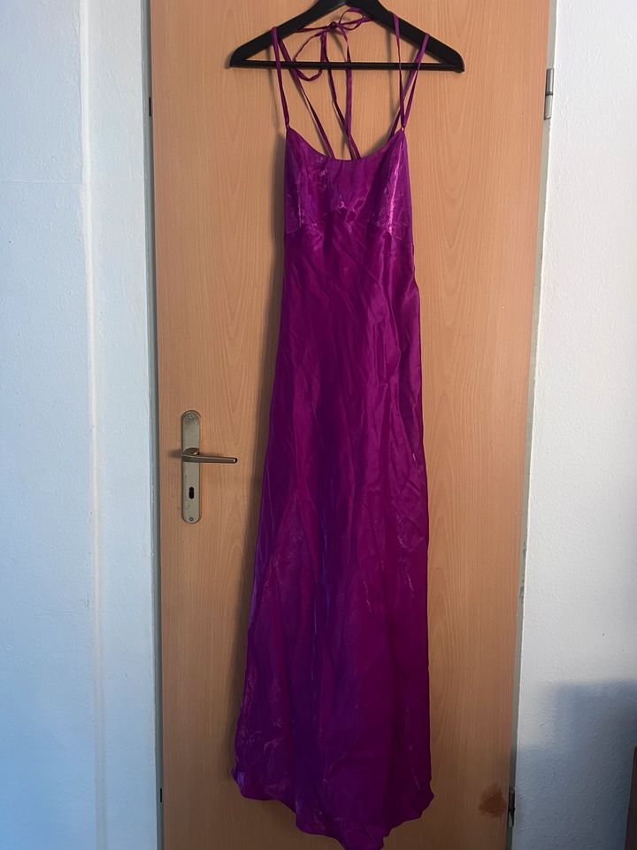 Langes Abendkleid in Bochum