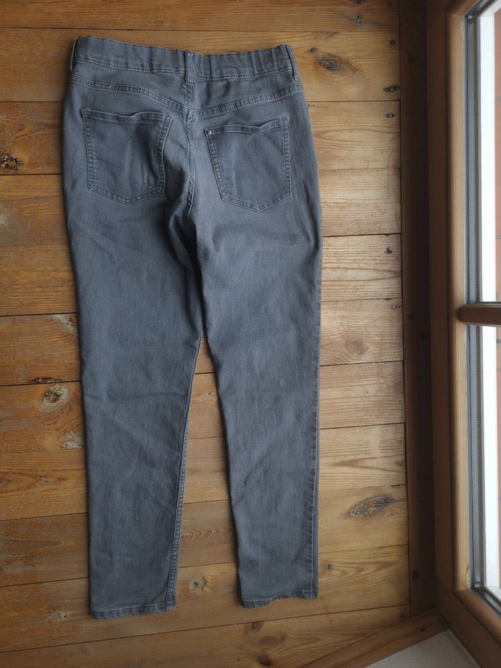 Jungen Jeans grau SlimFit & Denim Größe 158 in Hohenwart