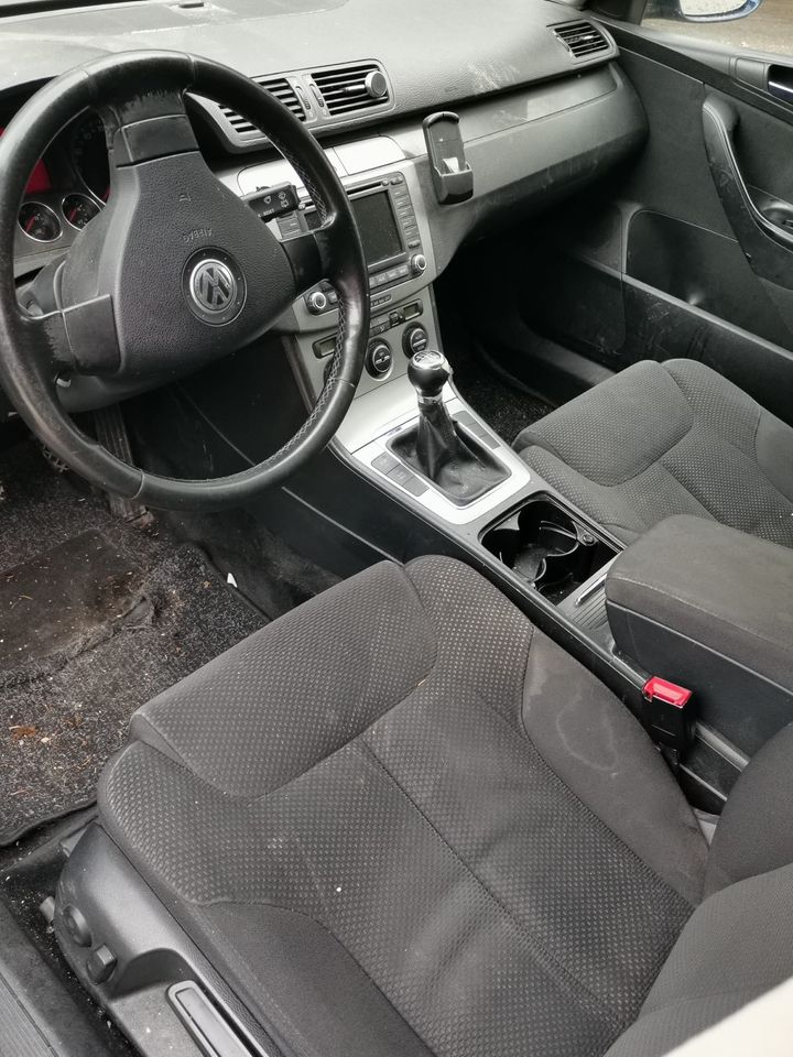 VW Passat 2.0 TDI Motorschaden Turbolader in Albstadt