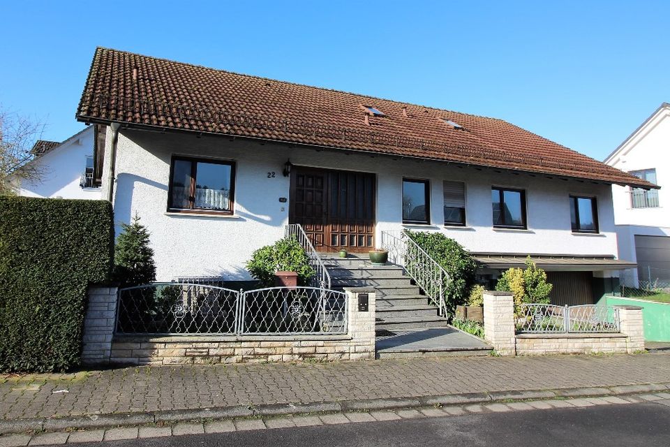 Bungalow mit ausgebautem DG und Keller in TOP-Lage von Oberrodenbach in Rodenbach