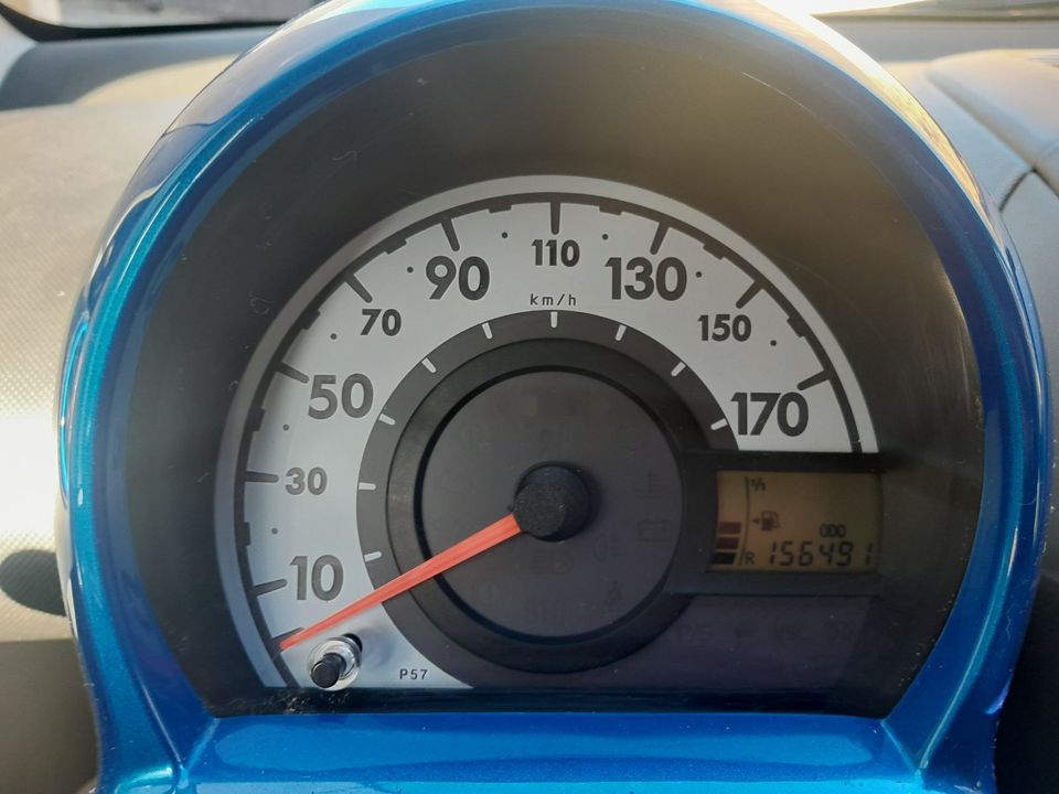 Toyota Aygo CoolBlue Klima Benzin Auto Gebrauchtwagen in Frankenberg (Sa.)