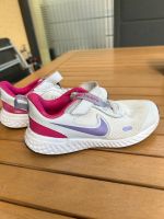 Nike Sportschuhe Gr. 28.5 für Mädchen Dresden - Langebrueck Vorschau