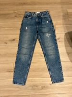 Mom Jeans Gr. 32, Blau, von Bershka Bayern - Ingolstadt Vorschau