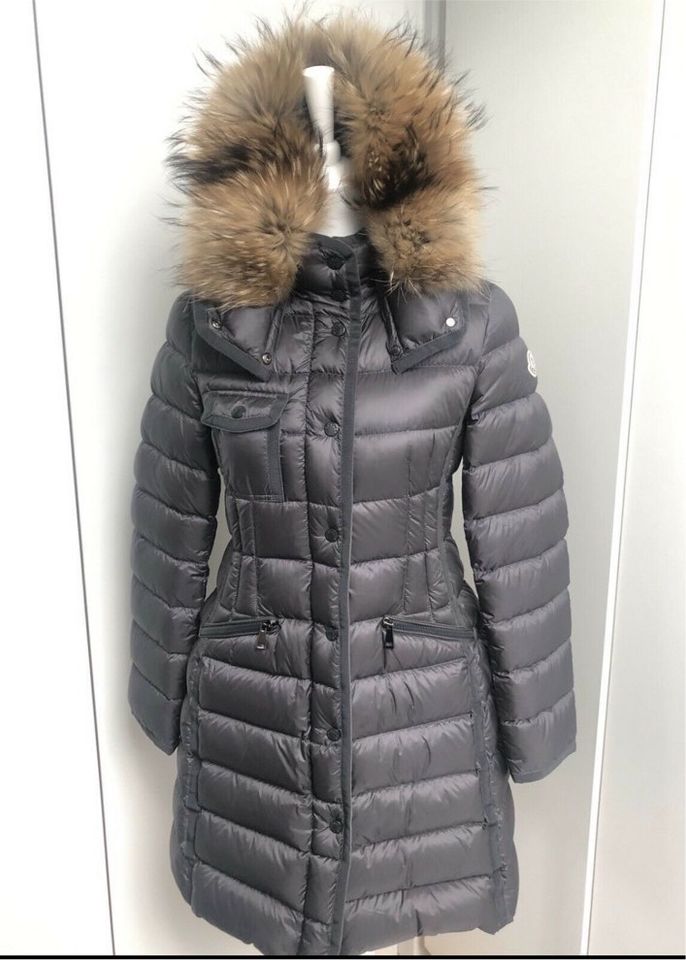 MONCLER” Hermifur Daunenmantel Damen Grau Gr. S/1! Wie NEU!!! in Kr.  München - Grünwald | eBay Kleinanzeigen ist jetzt Kleinanzeigen