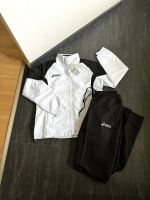 Asics Damen Trainingsanzug / Farbe schwarz-weiß / Größe XL Hessen - Schauenburg Vorschau