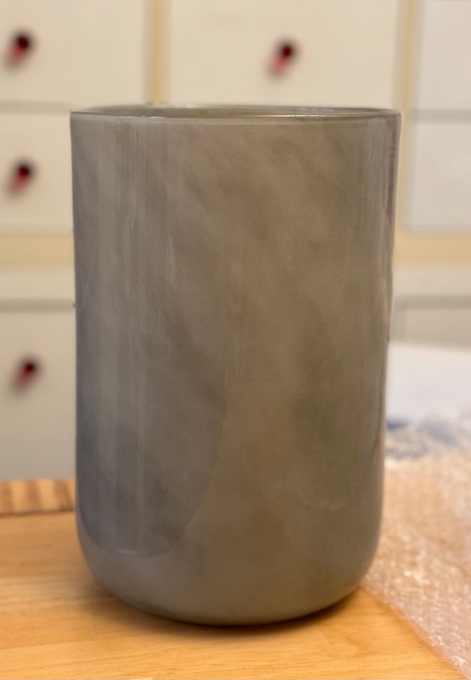 Vase aus Glas von H&M in Köln