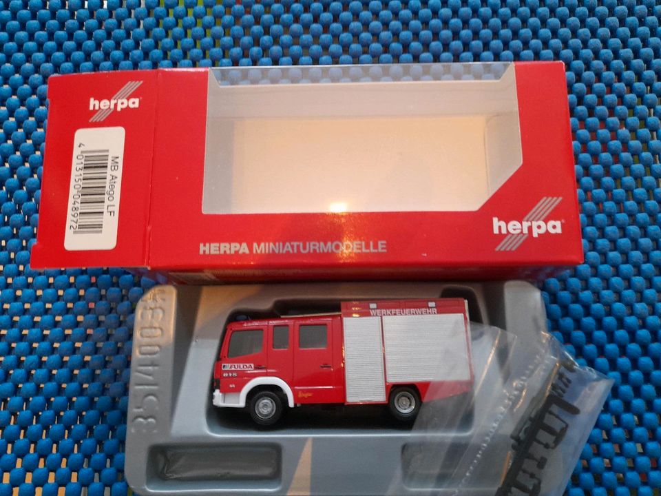 Herpa 048972 MB Atego LF Werksfeuerwehr Fulda in Hannover