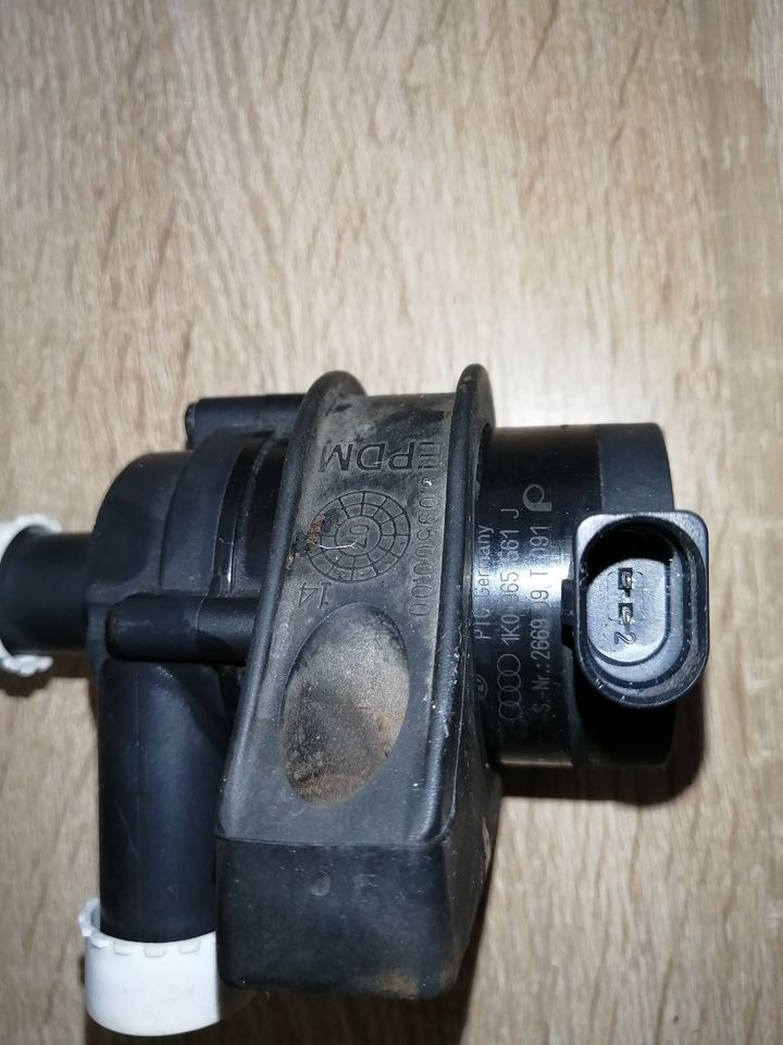 Original VW Zusatzkühlmittelpumpe Wasserumwälzpumpe 1K0 965 561 J