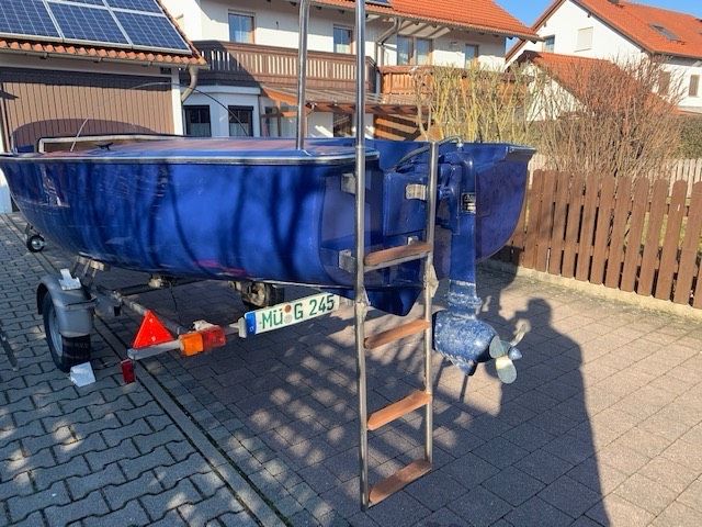 Elektroboot in Melsungen