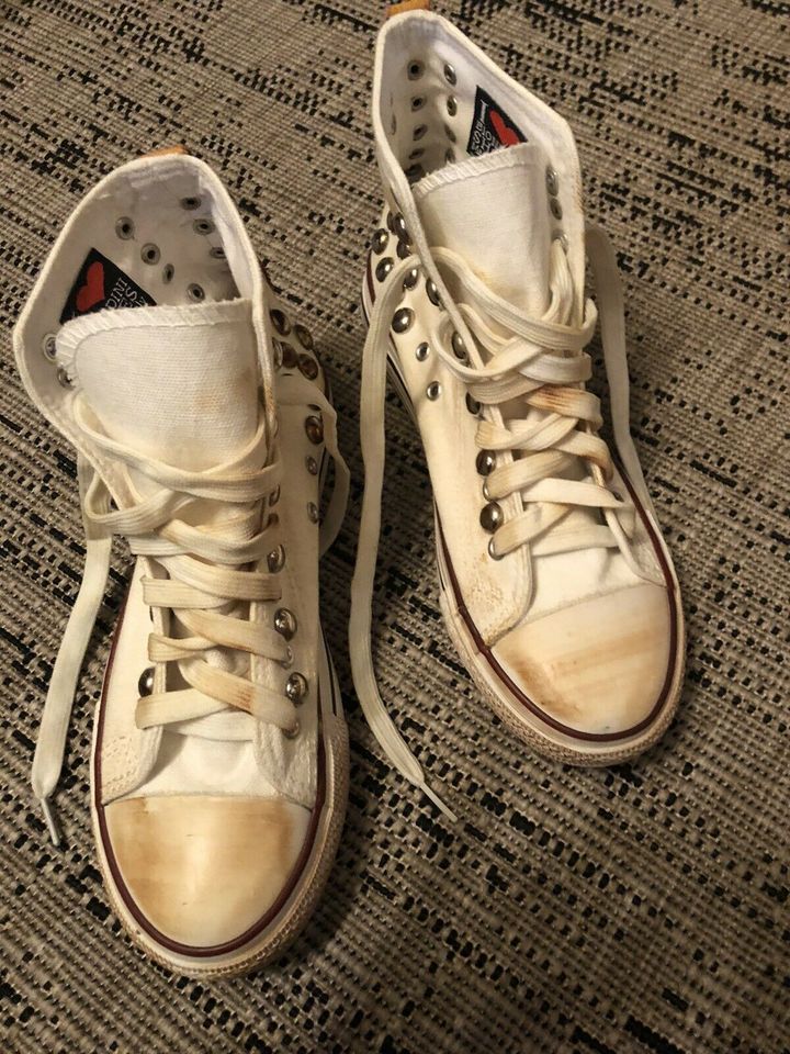 Original Biondini Sneaker / Schuhe mit Nieten, NEU, Gr. 38/39 in Losheim am See