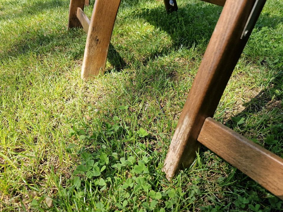 Mesch Gartenmöbel Gartenstühle Sonnenliege Massivholz in Taufkirchen Vils