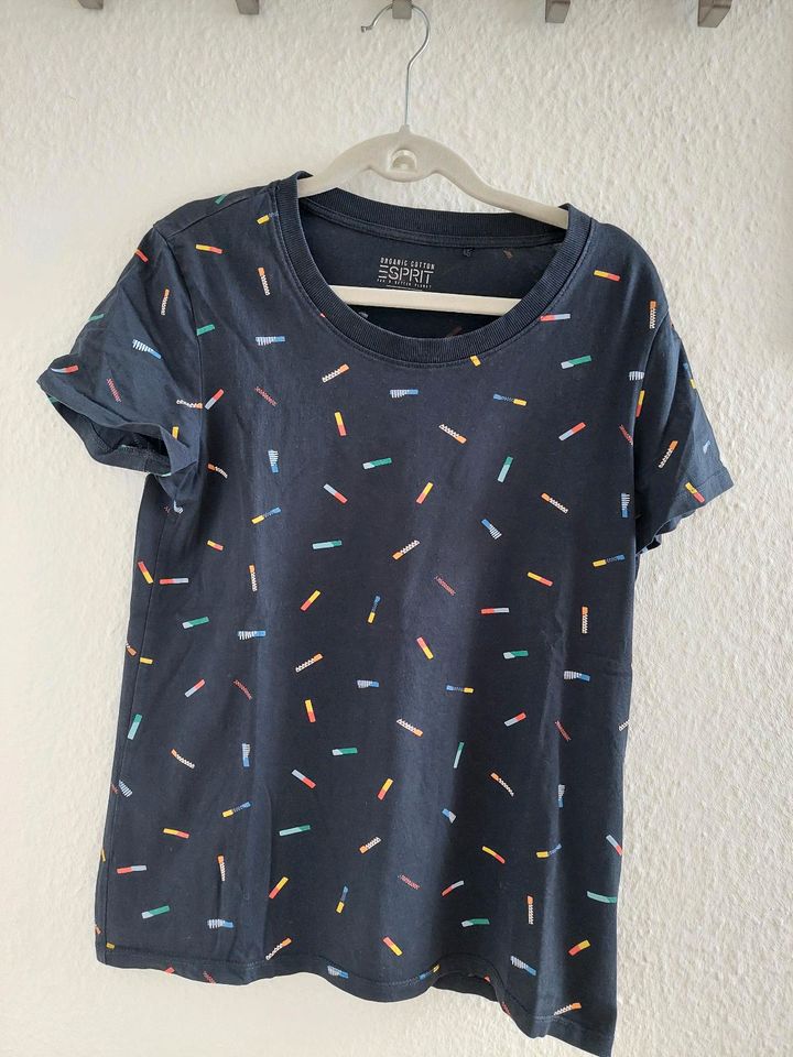 Esprit T-Shirt Größe M Top in Flintbek