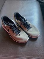 Nike Sneaker olivgrün Gr. 39 Bayern - Bamberg Vorschau