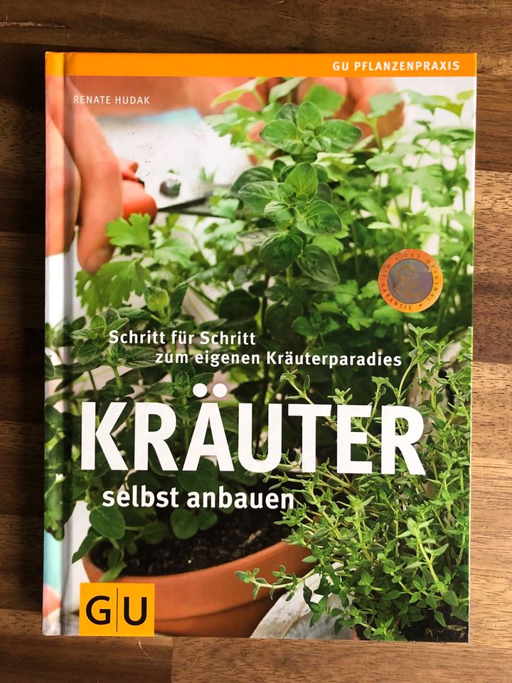 Kräuter anbauen neuwertiges Buch von GU in Bad Waldsee
