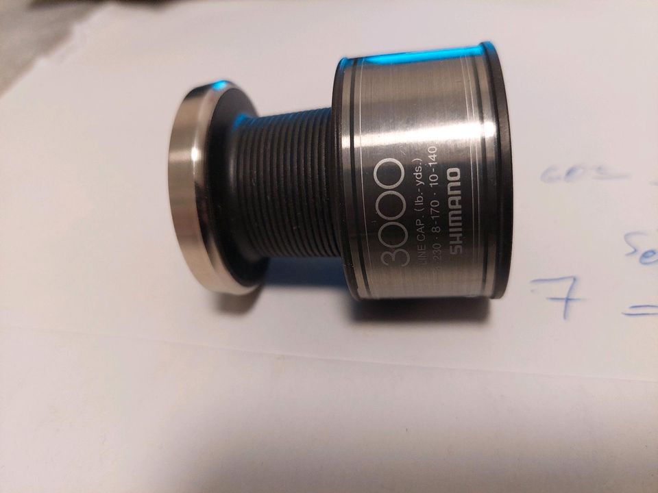 Zu verkaufen steht eine Ersatzspule für Shimano Rollen 3000 Serie in Räbke