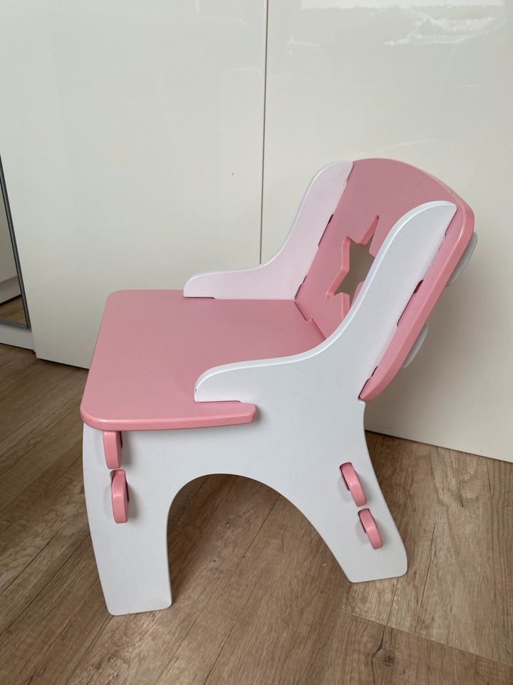 1 Tisch und 1 Stuhl Set Kinderzimmer rosa weiß in Duisburg