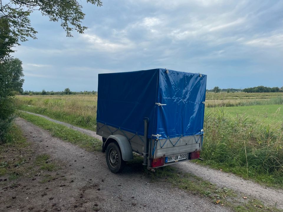 Anhänger mit Plane klein fahrbar mit Klasse B  Miete in Hamburg