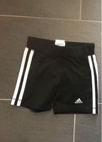 1 Sport Gymnastik Hose Adidas schwarz 128 Bayern - Markt Rettenbach Vorschau