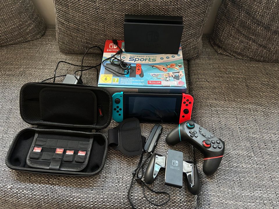 Nintendo Switch m. Spielen und mehr in Mannheim