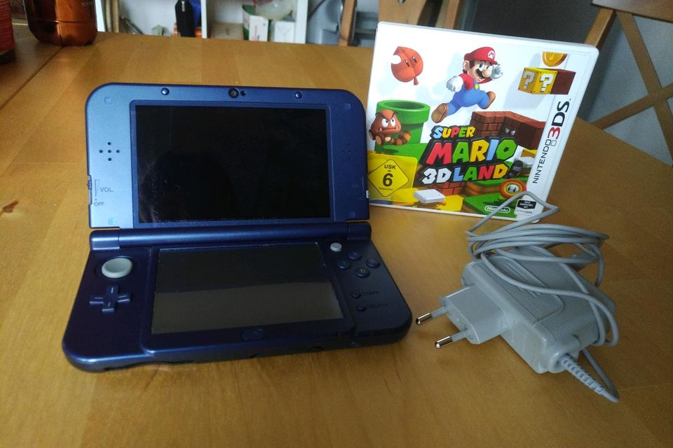 Nintendo New 3DS XL blau metallic blue inkl. Super Mario 3D Land in Bielefeld