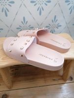 Primark Schuhe Sandalen rosa mit Perlen&Gold Palietteen Gr. 39 Dresden - Innere Altstadt Vorschau