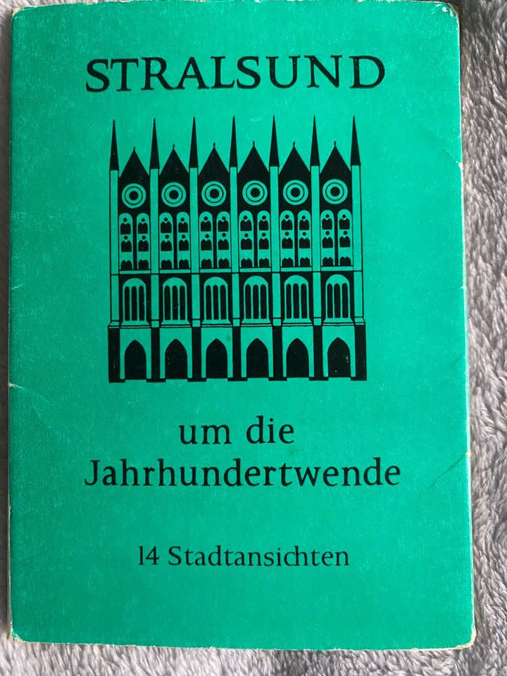 Stralsund um die Jahrhundertwende. Vorliegend Mappe in Stralsund