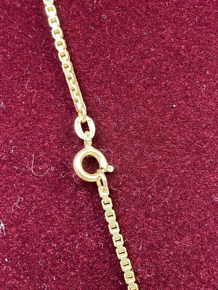 GOLD KETTE 18k 750 60,8cm L 0,17cm B 13,37g GG AU in Berlin