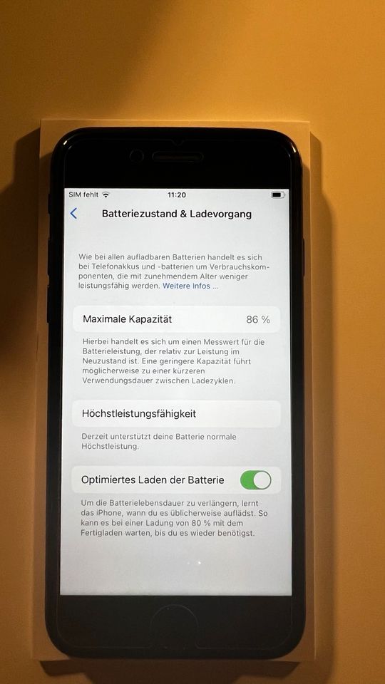 iPhone 8 Handy mit 64 GB Top in schwarz in Bad Sachsa