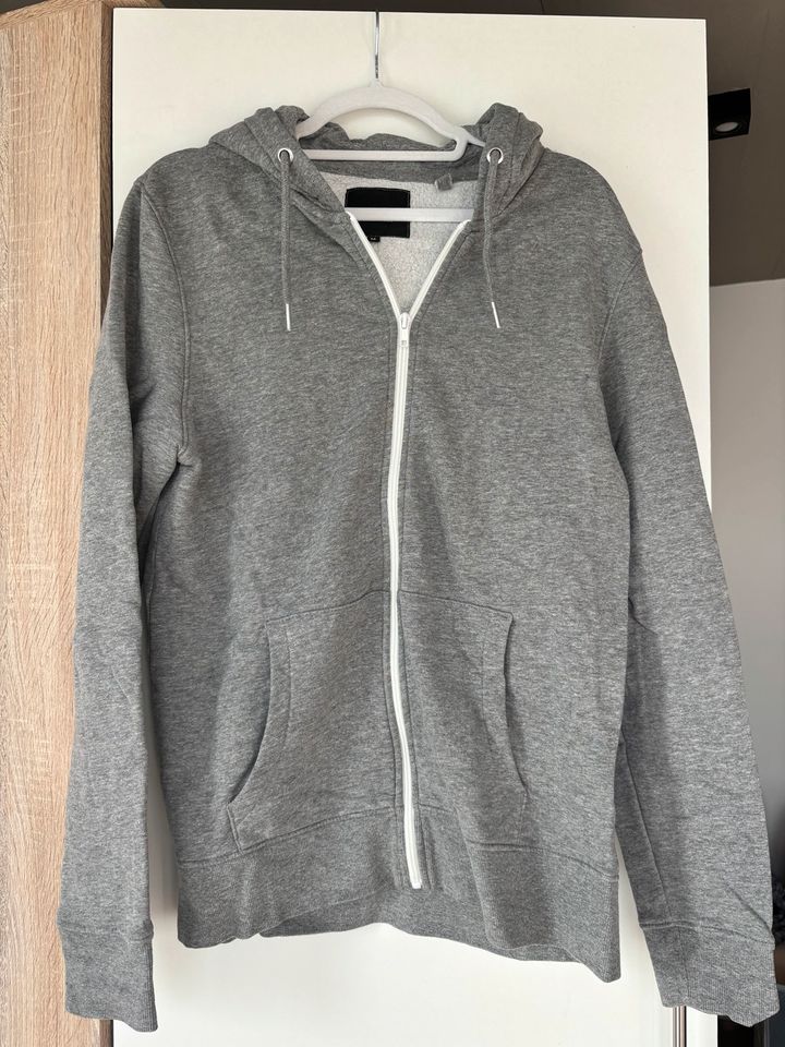 Sweater Jacke Herren grau in Friedrichshafen