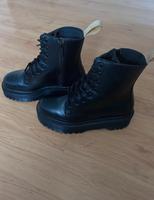 Dr. Martens Plateau Jado II Mono Saarland - Illingen Vorschau