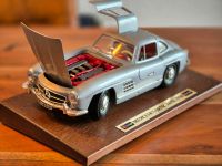 Mercedes Benz 300 SL Gullwing Modell BBurago 1:18 Baden-Württemberg - Waghäusel Vorschau