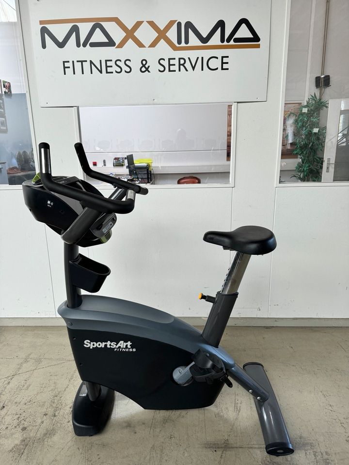 SportsArt Multimedia Geräte Park Laufband Crosstrainer Bike in Nordkirchen