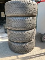 4x Winterreifen❄️ 245 45 R18 100V Runflat Good Year Ultra Grip 8 Baden-Württemberg - Holzgerlingen Vorschau