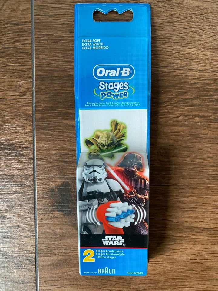 Oral B elektrische Zahnbürste Star Wars & 6 Ersatzbürsten - NEU in Berlin