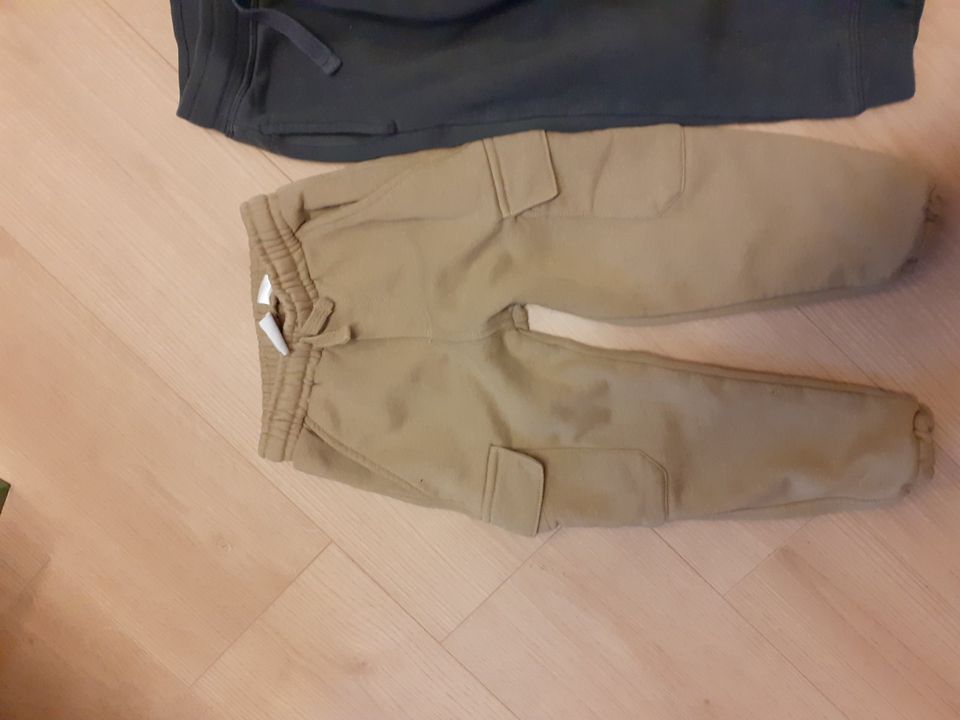 3 x Jogger Gr. 98 H&M Topolino zara, grau beige Cargostyle grün in Lohr (Main)