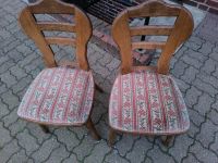 2 rustikale, sehr massive Stühle, antik. Niedersachsen - Ebstorf Vorschau