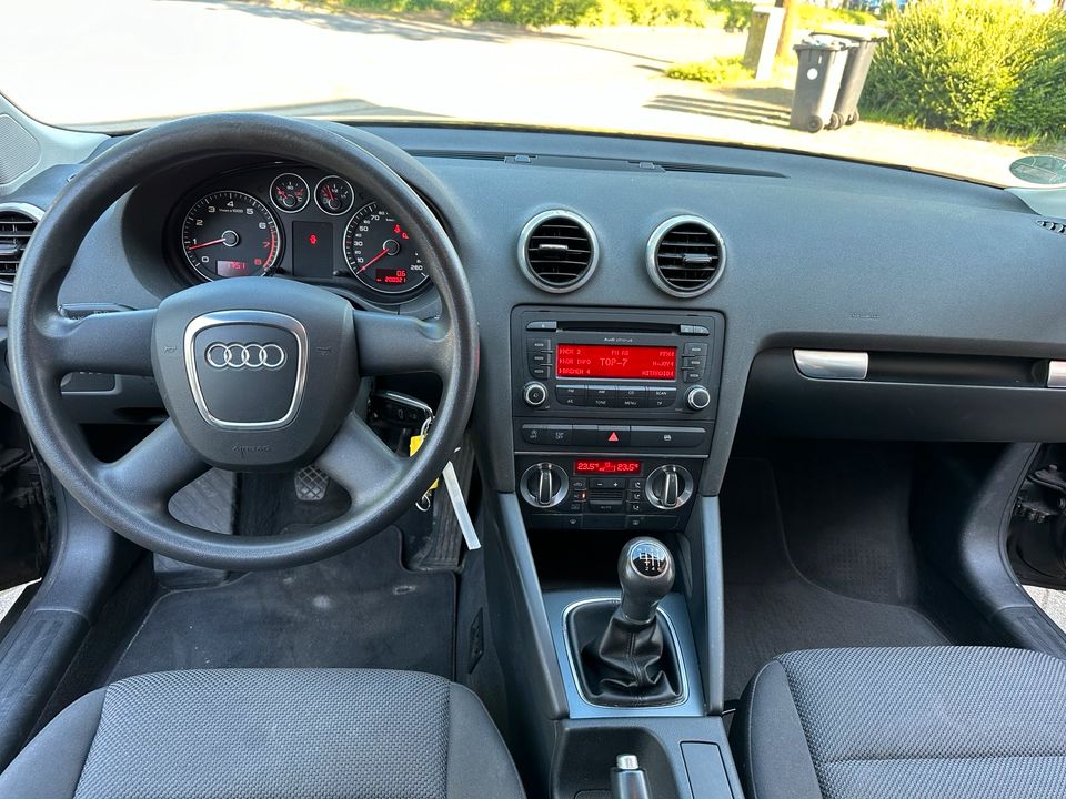 Audi A3 1-Halter TÜV 09.2024 in Raesfeld