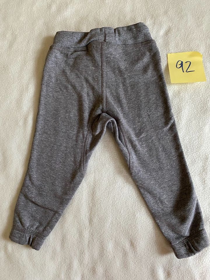 H&M Jogginghose Hose Gr 92 grau taupe in Ratingen