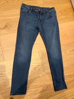 Joop Jeans in Marineblau, Größe 34x32 – wie neu! Nordrhein-Westfalen - Wipperfürth Vorschau