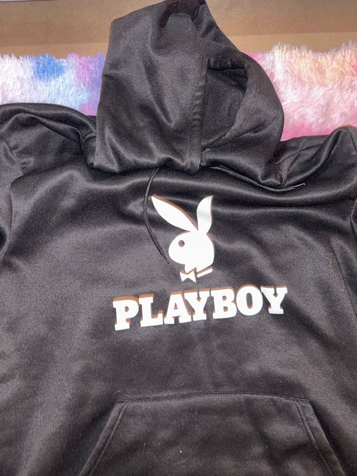 Playboy Pulli in Geretsried