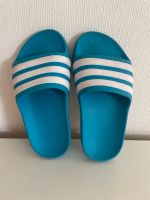 Adidas Badeschuhe, Größe 27 Hessen - Grävenwiesbach Vorschau