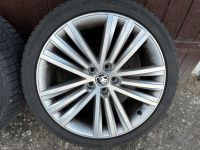 Felgen 5x112 Skoda Sirius 19 Zoll 235/40 Winter Rostock - Lichtenhagen Vorschau