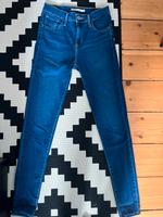 LEVI‘S 720 High rise Jeans Hose Gr 25 xs s Östliche Vorstadt - Steintor  Vorschau