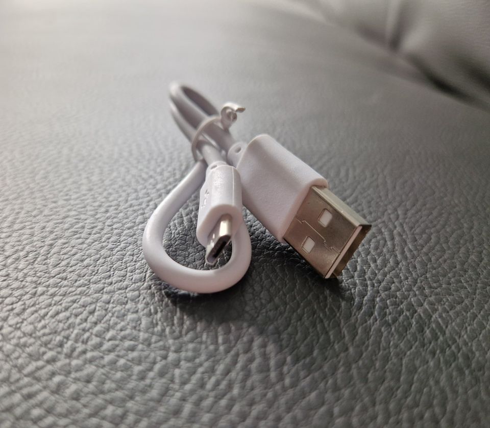 USB-A - Micro-USB Kabel - weiß - Neu in Braunschweig