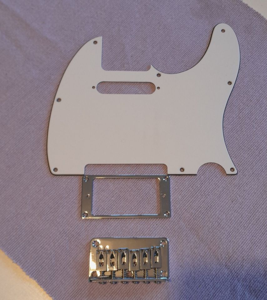 Telecaster Hardtail Bridge + Humbucker-Rahmen + Pickguard als Set in Radeburg