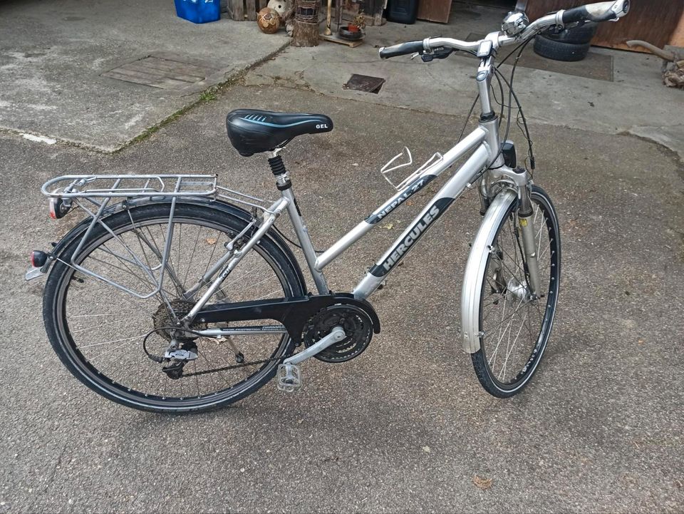 Damenfahrrad von Hercules in Rennertshofen