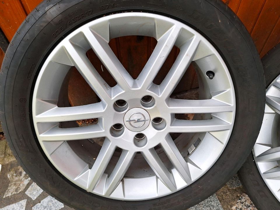 Opel Vectra C Signum GTS Felgen uns Reifen 17" in Zaunröden