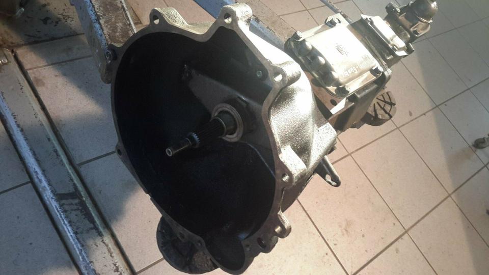 Ford Getriebe 4 Gang V6 Granada Eisenschwein V6 2,6L 2,8L 3,0L in Raubling