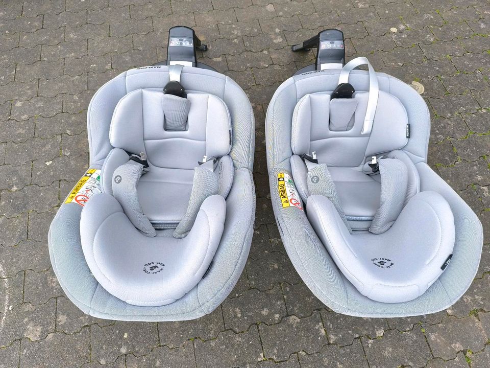 2x Maxi Cosi Pearl Pro2 mit Isofixstation in Frankenberg (Eder)