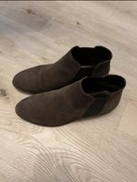 Tamaris Chelsea Boots Gr. 38 dunkelgrau top Bayern - Gaimersheim Vorschau